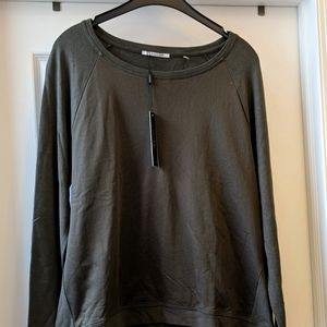 T Tahari top. Size L.